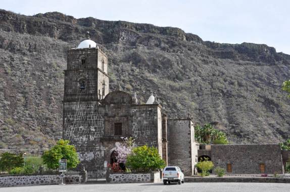 A belissima missão jesuíta de San Francisco Xavier, próxima à Loreto, na Baja California - México